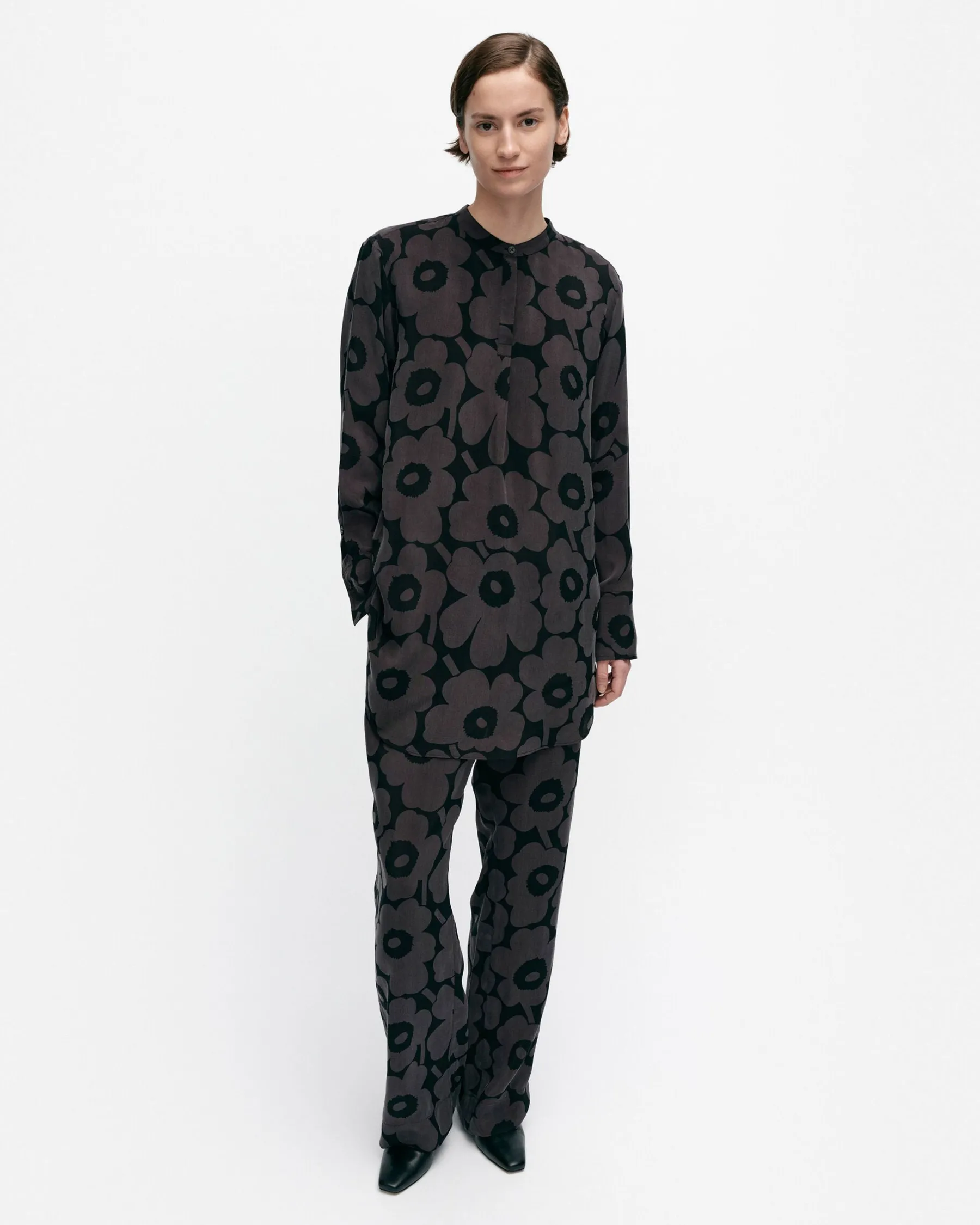 Paidat Ja Tunikat^Marimekko Hurmaava Unikko Kupropaita