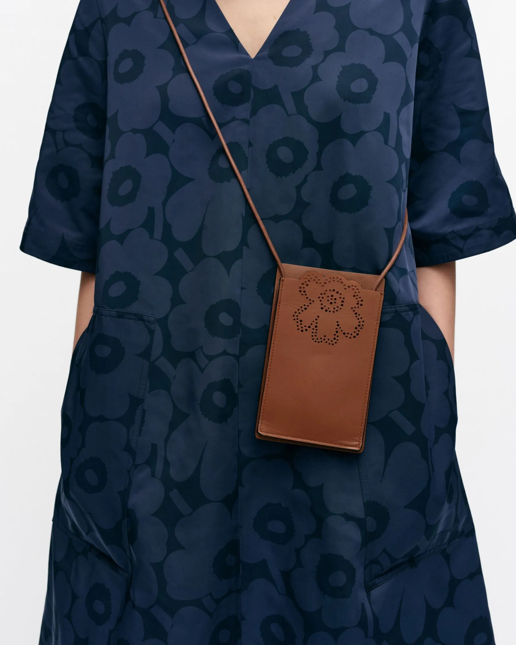 Olkalaukut^Marimekko Imprint Phone Pocket Unikko Olkalaukku