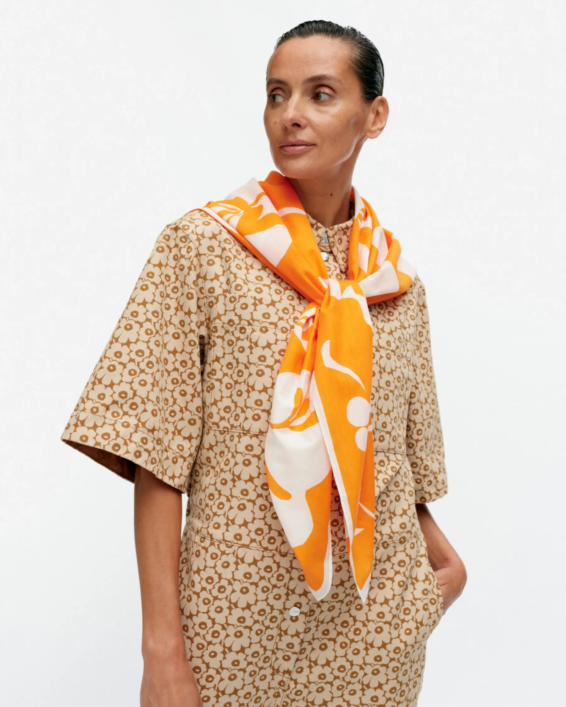 Huivit^Marimekko Ju00E5Hha Nokturno Puuvilla-Silkkisekoitehuivi