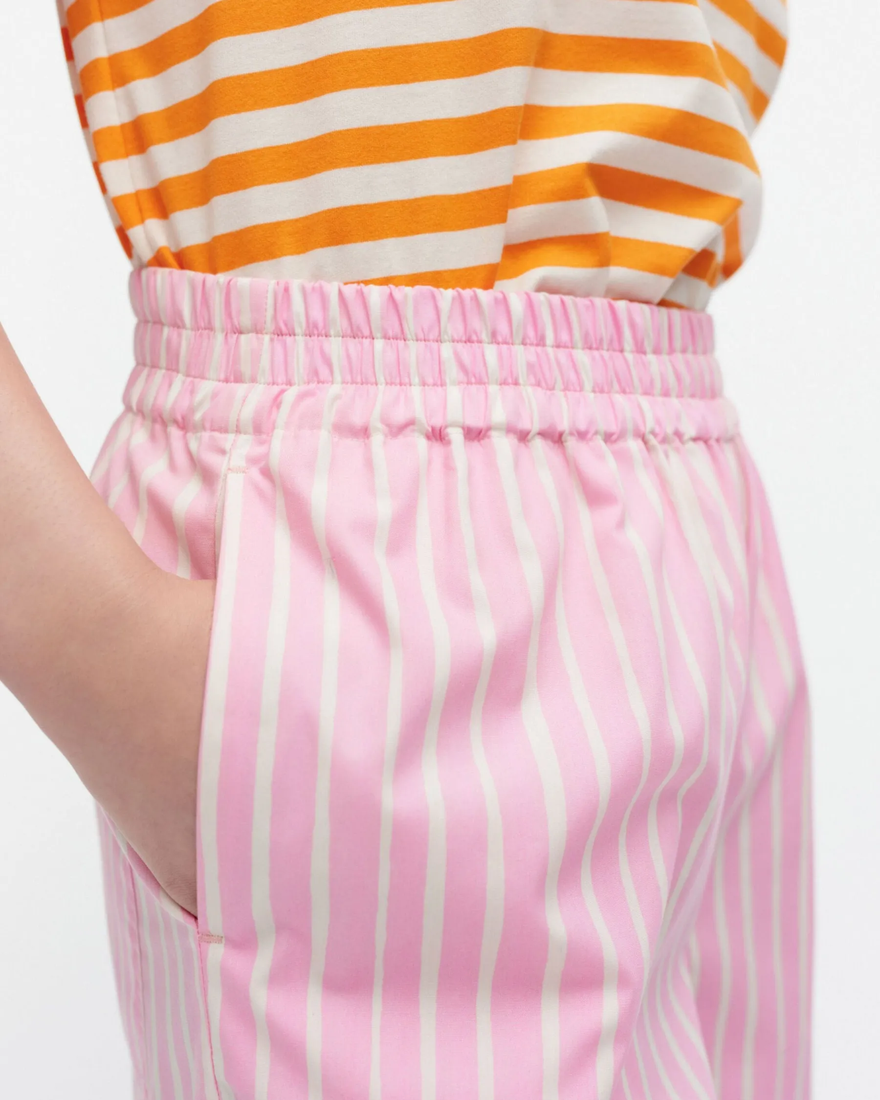 Housut^Marimekko Kioski Jokapoika Shortsit