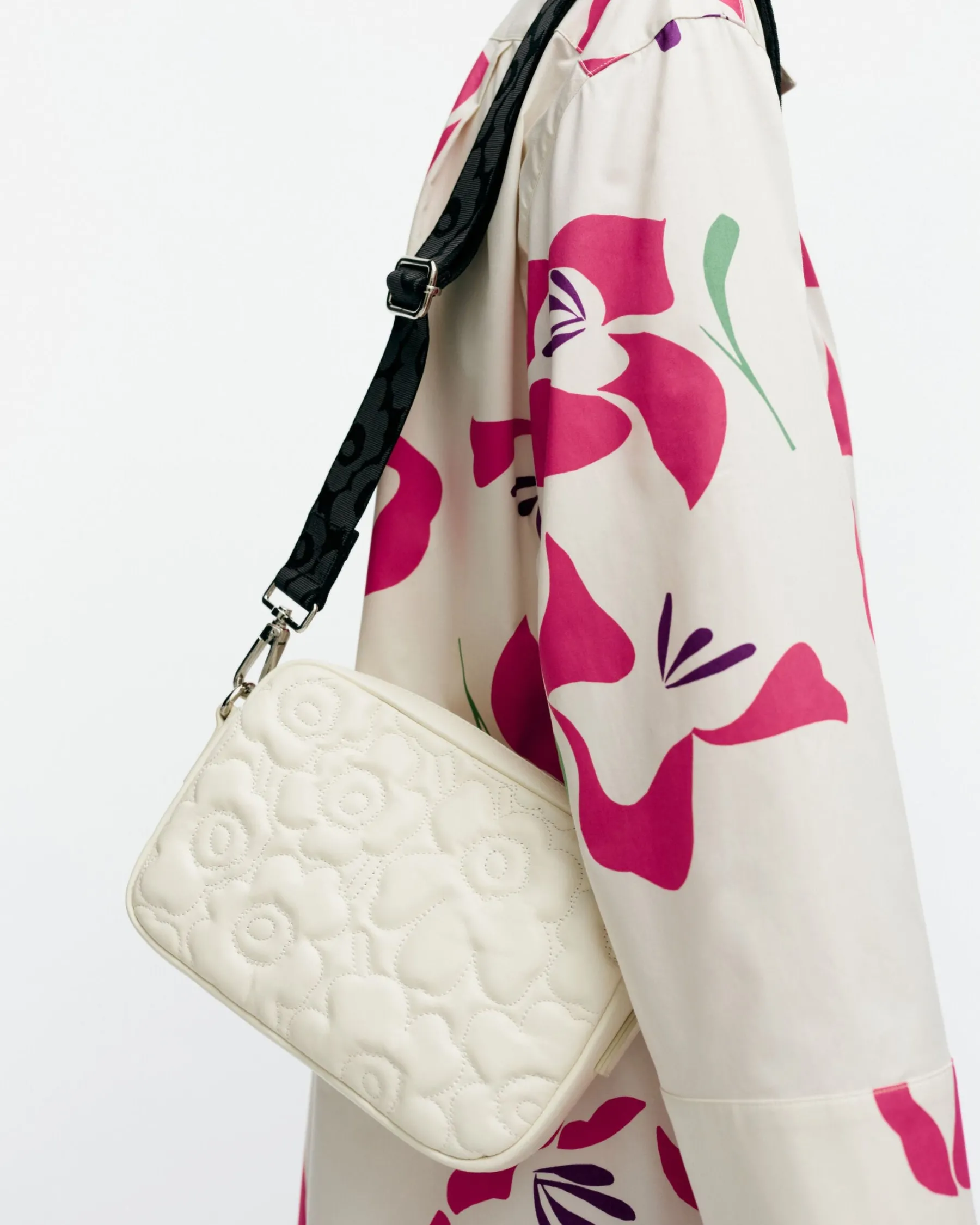 Kasilaukut^Marimekko Soft Gratha Unikko Olkalaukku